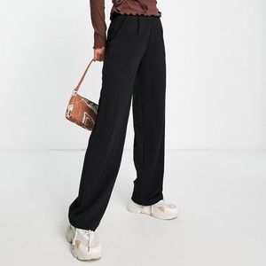 Wide Leg Slacks in Black
